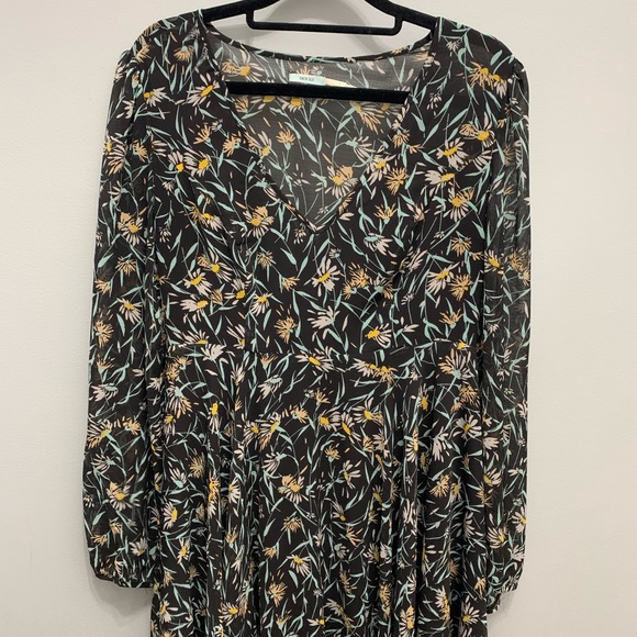 Kimchi Blue Dresses & Skirts - Kimche Blue Flower Print Dress